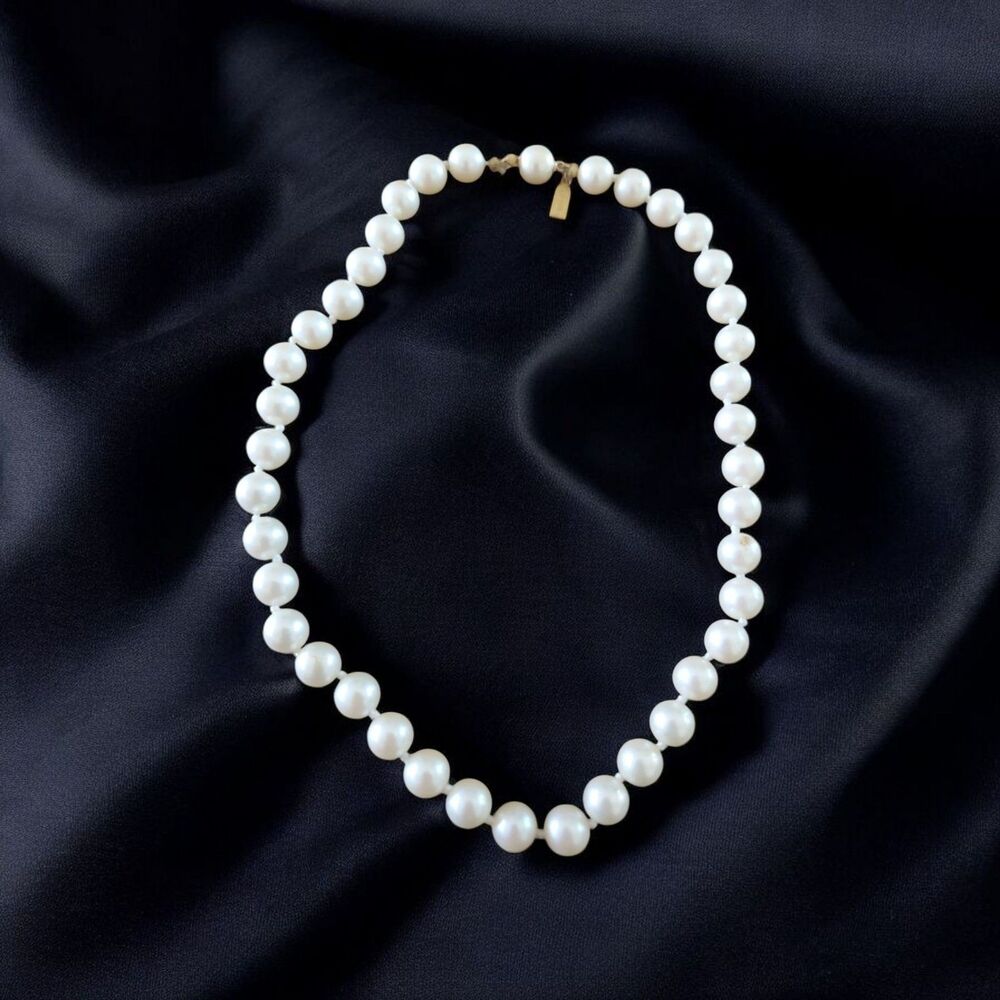 Vintage Signed Marvella Hand Knotted Faux Pearl Necklace 14”  Fluted Gold Clasp